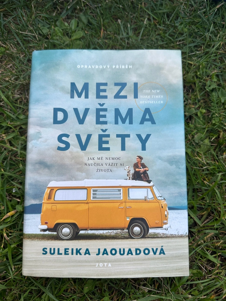 Mezi dvěma světy