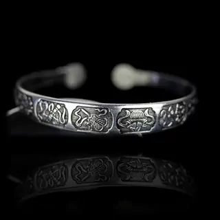 Náramek Tribal - 8 příznivých znamení - malý