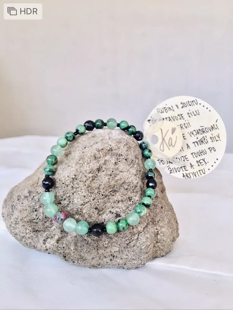 Avanturín / Rubín v Zoisitu / Obsidián