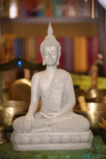 Buddha Bhumisparha