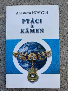 Ptáci a kámen