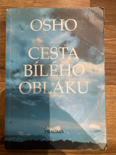 Cesta bílého oblaku