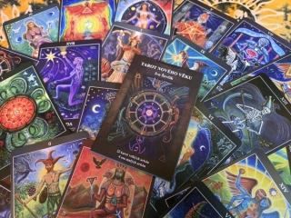Tarot Nového Věku