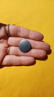 Šungitová destička - kulatá 2 cm