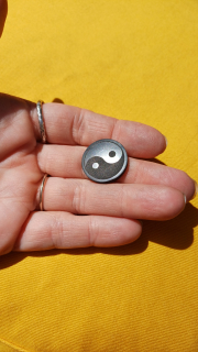 Šungitová destička Jin-Jang - kulatá 2 cm